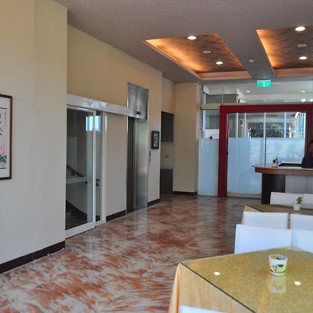 Fly House Backpacker Guesthouse Hualien Exterior foto