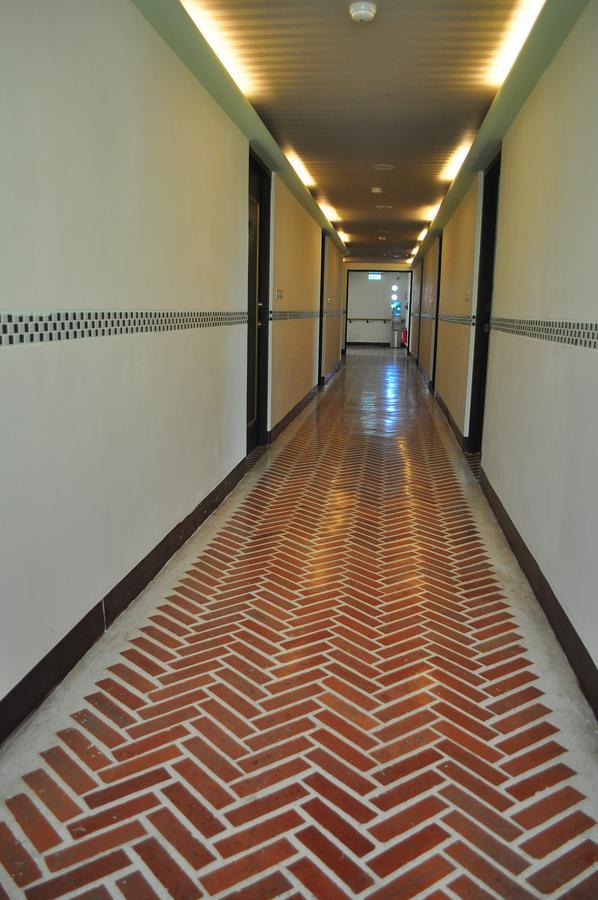 Fly House Backpacker Guesthouse Hualien Exterior foto